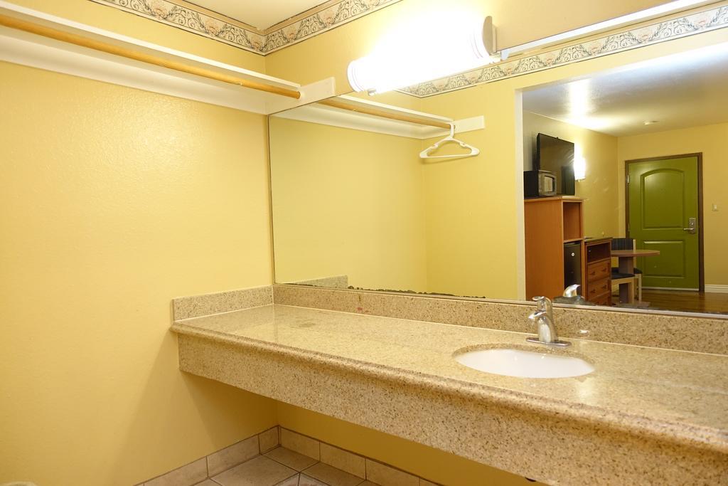 Tropic Lodge Garden Grove Exterior photo